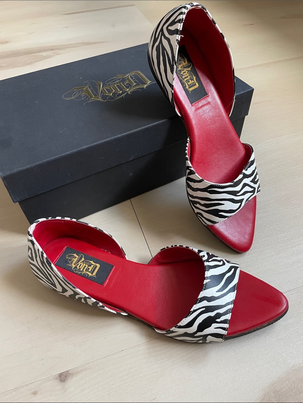 Kat Von D zebra Lizzie flats